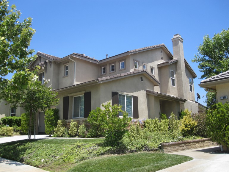 Stunning 3 Bedroom Home For Sale in Valencia! (Mariposa) Team House